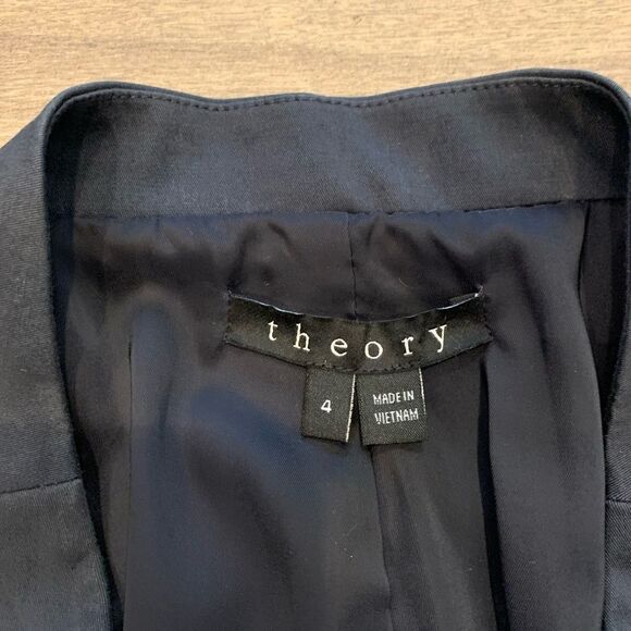 Theory Women’s Blazer Jacket Size: 4 Navy Blue Zipper front Lined - Picture 2 of 7